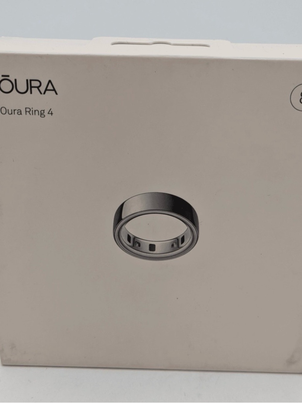 Oura Ring 4 in Silver — Minimal Wellness Band